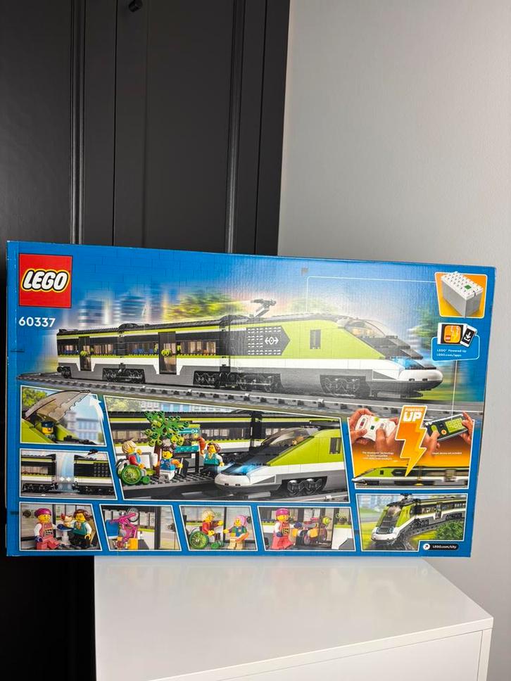 Lego City 60337 Passagierstrein set Nieuw, Enfants & Bébés, Jouets | Duplo & Lego, Neuf, Lego, Ensemble complet, Enlèvement ou Envoi