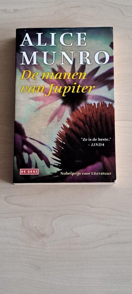 De manen van jupiter, Boeken, Romans, Ophalen of Verzenden