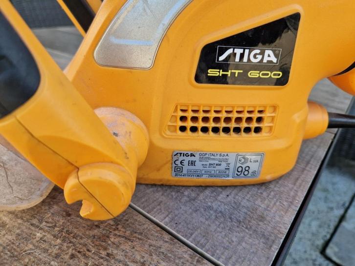 STIGA - Elektrische heggenschaar SHT600, Tuin en Terras, Heggenscharen, Gebruikt, Elektrisch, Ophalen