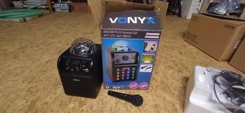 Karaoke box met micro/discobol beschikbaar voor biedingen