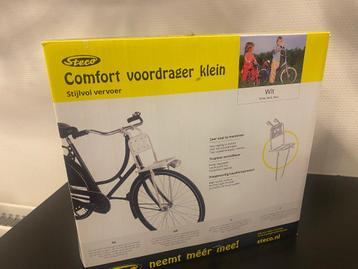 Houten krat en voordrager beschikbaar voor biedingen