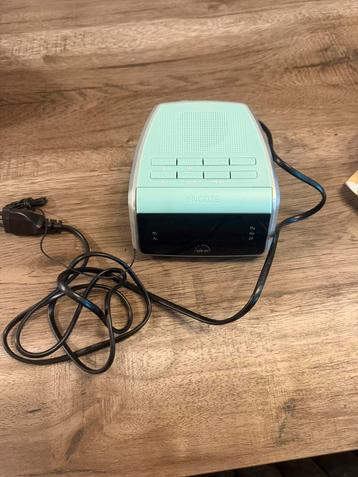 Wekkerradio beschikbaar voor biedingen