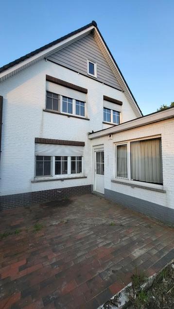 fenêtres pvc + volets beschikbaar voor biedingen