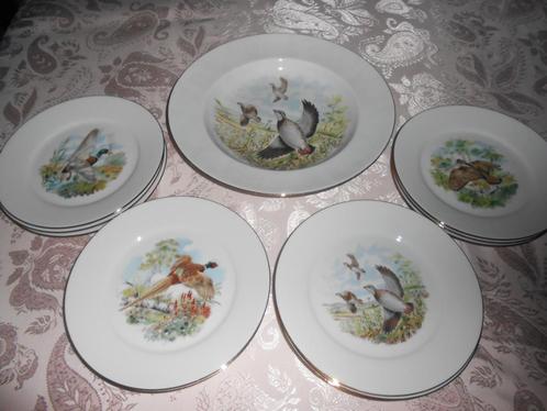 Limoges porselein 12 borden+ 1 groot serveerbord thema jacht, Antiek en Kunst, Antiek | Porselein, Ophalen