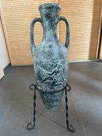 Vase céramique sur pieds style greco/romain. 90 cm haut, Maison & Meubles, Accessoires pour la Maison | Vases, Enlèvement ou Envoi