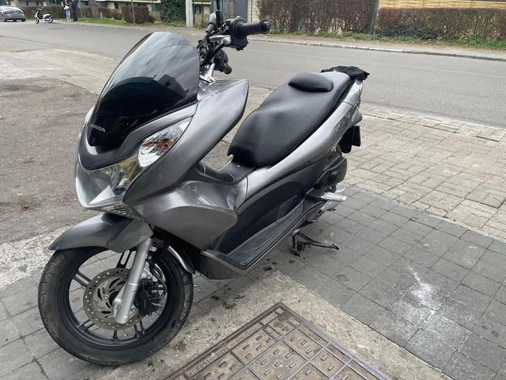 honda 125 Pcx, Motoren, Motoren | Honda, Particulier, Scooter, 11 kW of minder, 1 cilinder, Minimaal motorrijbewijs A1, Ophalen of Verzenden