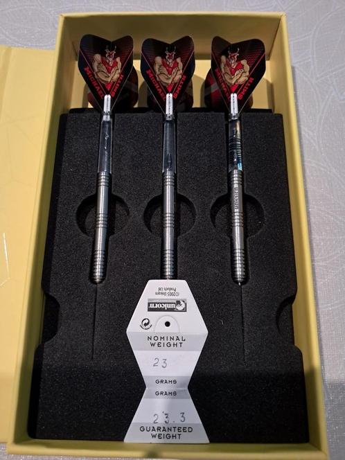Unicorn Premier Michael Smith 23gr. Gratis verzending., Sport en Fitness, Darts, Zo goed als nieuw, Flights, Ophalen