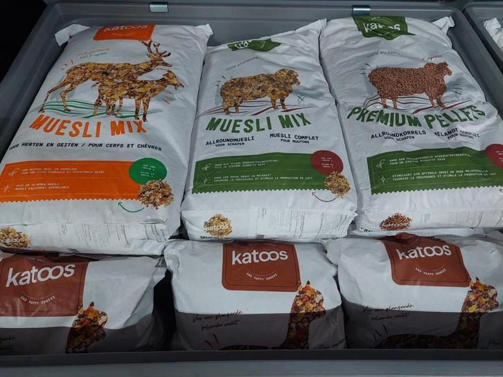 Katoos diereneten, Dieren en Toebehoren, Dierenvoeding, Ophalen of Verzenden