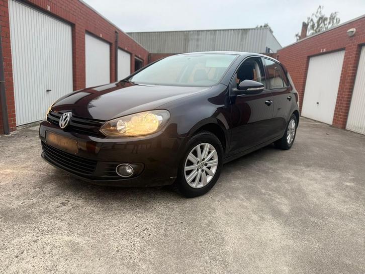 Volkswagen golf 6 - 1.6tdi - navigatie - airco- keuring, Auto's, Volkswagen, Particulier, Golf, ABS, Diesel, Onderhoudsboekje