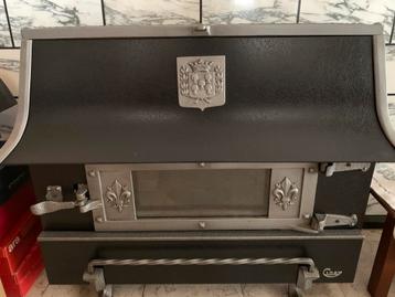 Kachel  Ciney ( mazoutkachel ) beschikbaar voor biedingen