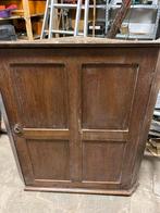 Houten hoekkast - te restaureren, Antiek en Kunst, Antiek | Meubels | Kasten, Ophalen