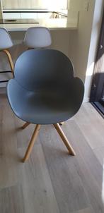 Donker grijze stoel, Huis en Inrichting, Stoelen, Ophalen, Zo goed als nieuw