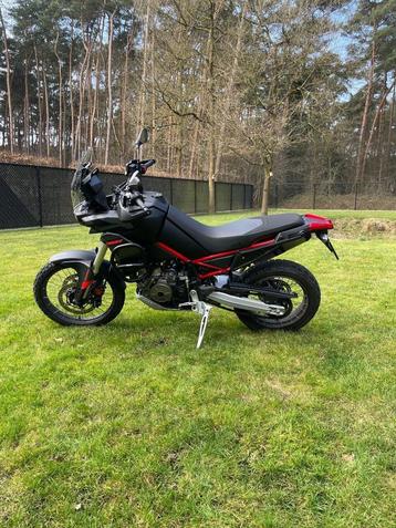 Aprilia tuareg 660 2024, Motoren, 2 cilinders, 660 cc, Particulier, Meer dan 35 kW