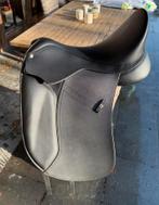 Winter 500 Dressuur Hart Zwart 17,5 inch te koop, Dieren en Toebehoren, Paarden en Pony's | Zadels, Ophalen, Zo goed als nieuw