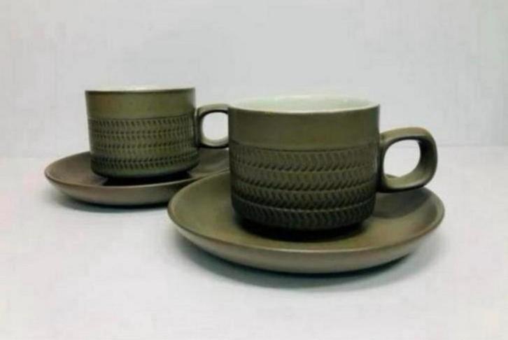 Vintage Denby Camelot Chevron 1961 2x kop en schotel servies, Antiek en Kunst, Antiek | Servies los, Ophalen of Verzenden