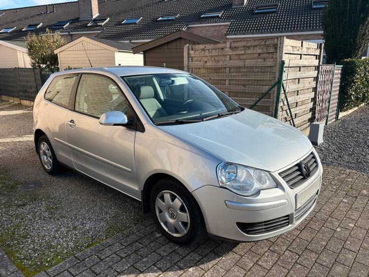 Volkswagen Polo automatique (119 000 km), Autos, Volkswagen, Particulier, Polo, ABS, Airbags, Air conditionné, Ordinateur de bord