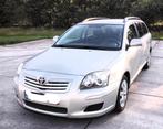 Toyota Avensis D4D 225.000, Auto's, Voorwielaandrijving, Stof, Avensis, Zwart