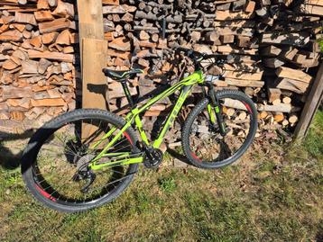 Cube mountainbike mtb medium  beschikbaar voor biedingen