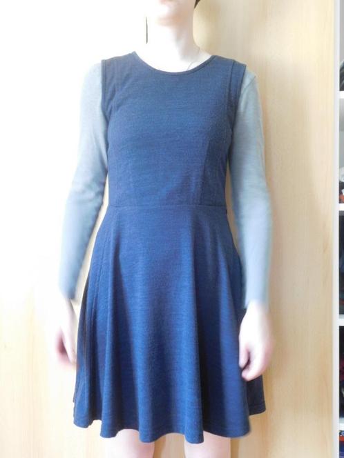 Robe sans manches Vero Moda taille 38, Vêtements | Femmes, Robes, Porté, Taille 38/40 (M), Bleu, Longueur genou, Enlèvement ou Envoi