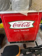 Coca cola toog met ijskast en twee krukjes van de jaren 50, Ophalen, Gebruikt