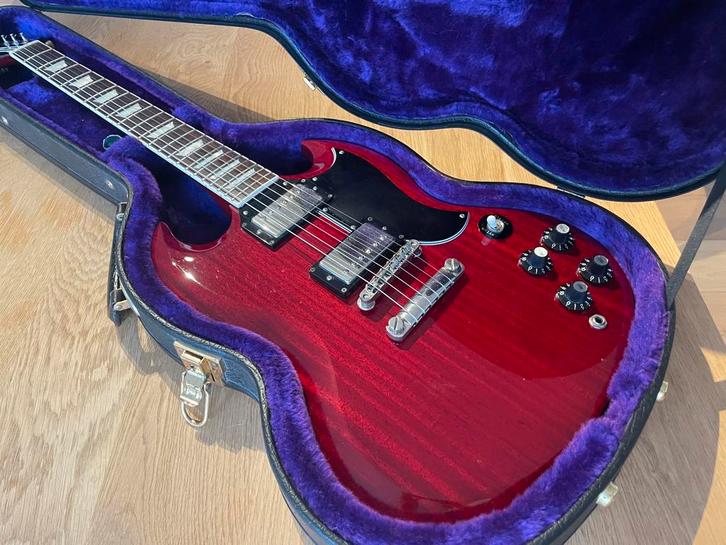 Epiphone Elite SG Japan incl koffer in zeer mooie staat, Musique & Instruments, Instruments à corde | Guitares | Électriques, Comme neuf