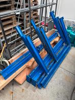 Draagarmstelling / 2 jaar oud / 3 staanders, Ophalen