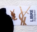 Haute couture parfumspeld Yves Saint Laurent, YSL, Nieuw, Speldje of Pin, Verzenden
