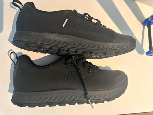 Quoc weekend sneaker maat 44, Sport en Fitness, Wielrennen, Zo goed als nieuw, Schoenen, Ophalen of Verzenden
