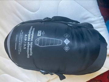 Slaapzak voor trekking MT500 synthetisch beschikbaar voor biedingen