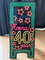 Neon feestbord 40 jaar, Ophalen, Zo goed als nieuw, Versiering