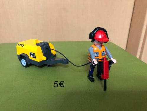Différentes figures playmobil, Enfants & Bébés, Jouets | Playmobil, Comme neuf