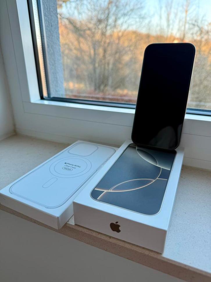 iPhone 16 Pro 128gb Titane Naturel, Télécoms, Téléphonie mobile | Apple iPhone, Comme neuf, 128 GB, Sans abonnement, Sans simlock