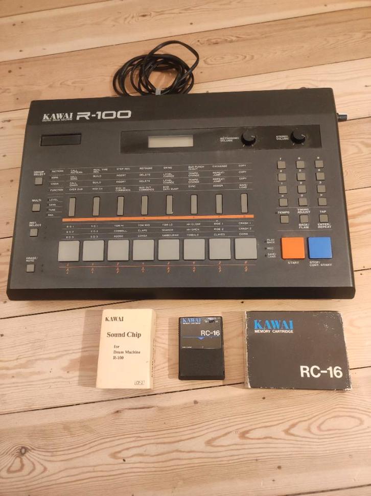 Kawai R-100 vintage drum Machine, Musique & Instruments, Batteries électroniques, Comme neuf, Autres marques, Enlèvement