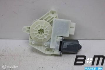Raammotor linksachter VW Golf 7 FL 5Q4959811F beschikbaar voor biedingen