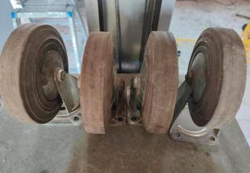 6 wielen diameter 200 te koop beschikbaar voor biedingen