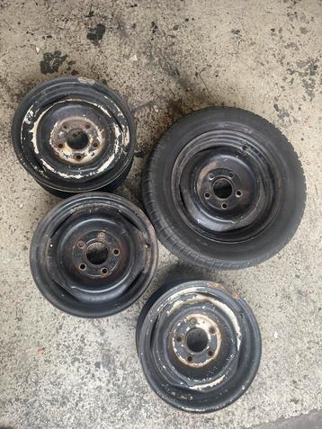 Chevrolet kleine steek 5x4.75 14 inch beschikbaar voor biedingen