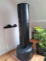 Bokspaal op voet., Enlèvement