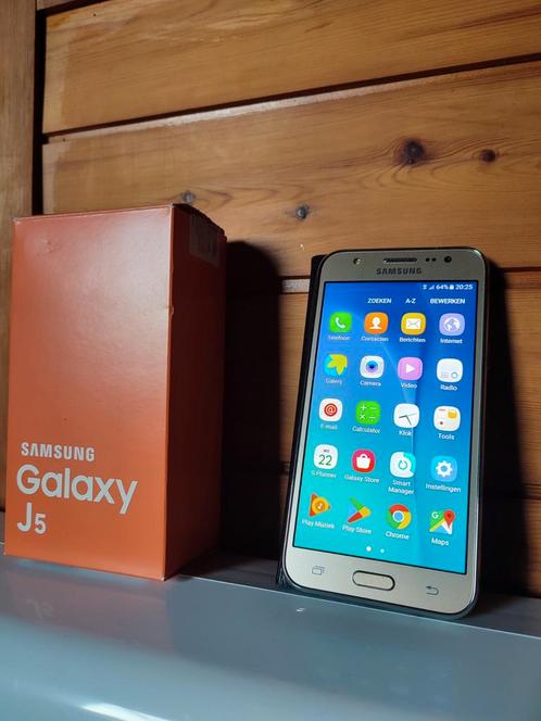 Samsung Galaxy J5 4G gold smartphone, Telecommunicatie, Mobiele telefoons | Samsung, Zo goed als nieuw, 16 GB, Zonder abonnement
