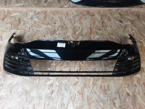 BUMPER VOOR Volkswagen Golf VIII (CD1) (5H0807221H), Auto-onderdelen, Carrosserie, Bumper, Volkswagen, Voor, Gebruikt