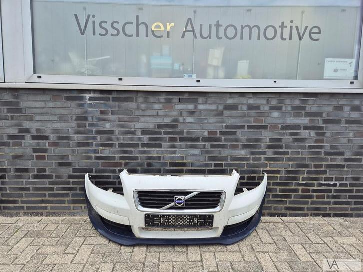 Volvo C30 2006 - 2010 voorbumper met grille schadevrij €250, Auto-onderdelen, Carrosserie, Bumper, Volvo, Achter, Gebruikt, Ophalen of Verzenden