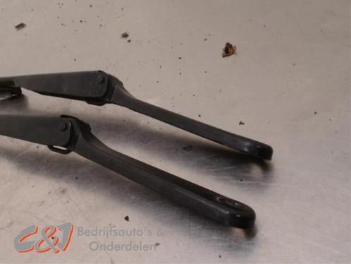 Ruitenwisserarm set van een Iveco New Daily, Auto-onderdelen, Overige Auto-onderdelen, Gebruikt, 3 maanden garantie, Ophalen of Verzenden