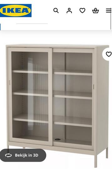Prachtige IKEA vitrinekast IDÅSEN beschikbaar voor biedingen