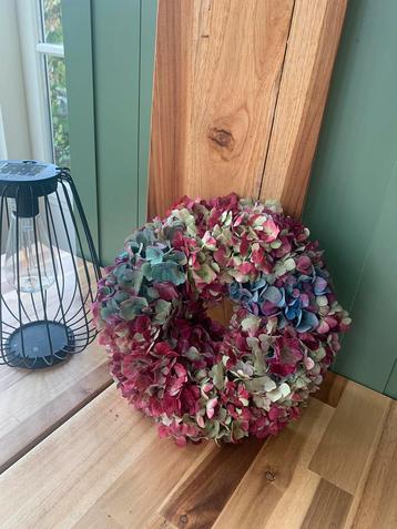 Fleuruge hortensia krans beschikbaar voor biedingen