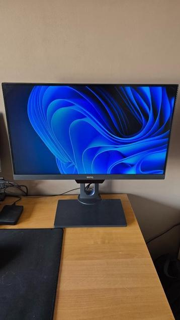 Benq 2500Q 25'' monitor in perfecte staat beschikbaar voor biedingen