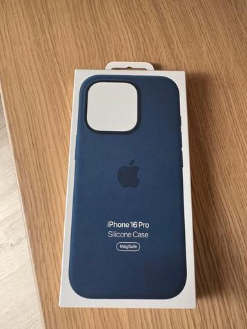 IPhone 16 pro silicone case, Enlèvement, Comme neuf