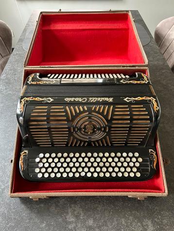 FRATELLI CROSIO accordeon beschikbaar voor biedingen
