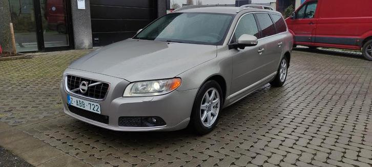 Volvo V70 euro 5, Autos, Volvo, Particulier, V70, ABS, Phares directionnels, Airbags, Air conditionné, Bluetooth, Ordinateur de bord
