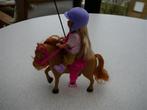 Mooi popje op pony, Kinderen en Baby's, Speelgoed | Poppen, Ophalen of Verzenden, Gebruikt, Overige typen