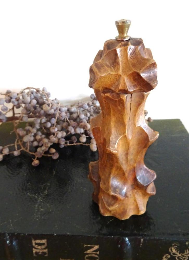 Houten pepermolen, prachtige vormgeving, Antiek en Kunst, Antiek | Keukengerei, Ophalen of Verzenden