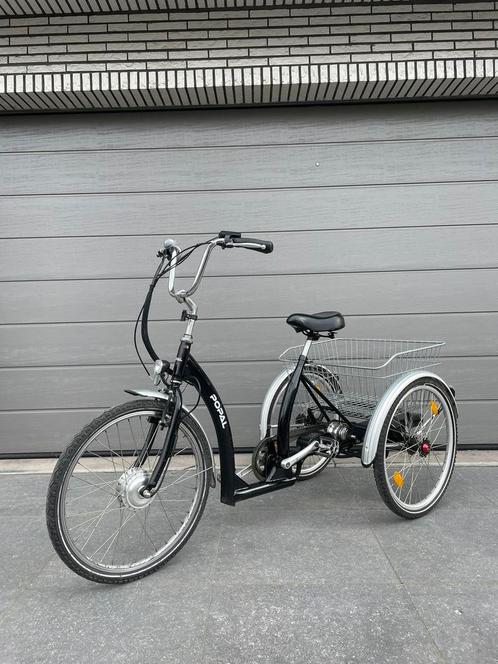 Popal elektrische driewieler met ondersteuning, nieuwstaat, Diversen, Rolstoelen, Zo goed als nieuw, Elektrische rolstoel, Ophalen of Verzenden
